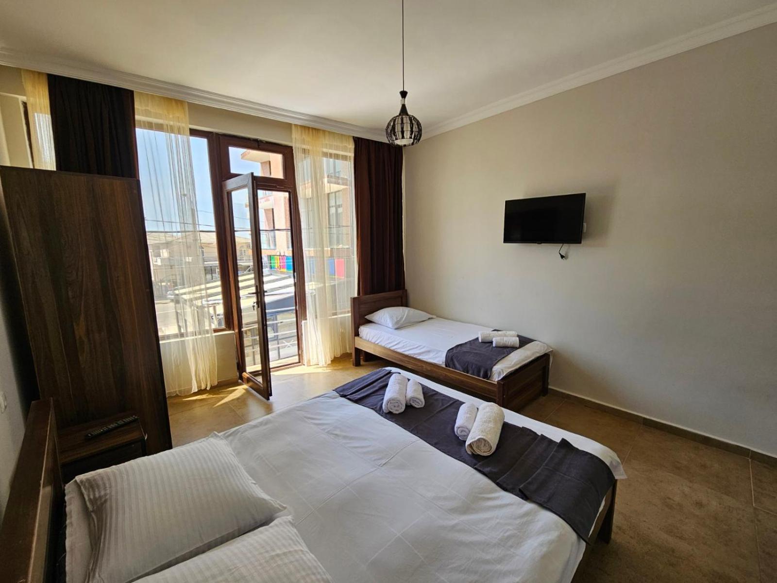 Guest House Gio Kobuleti Kültér fotó